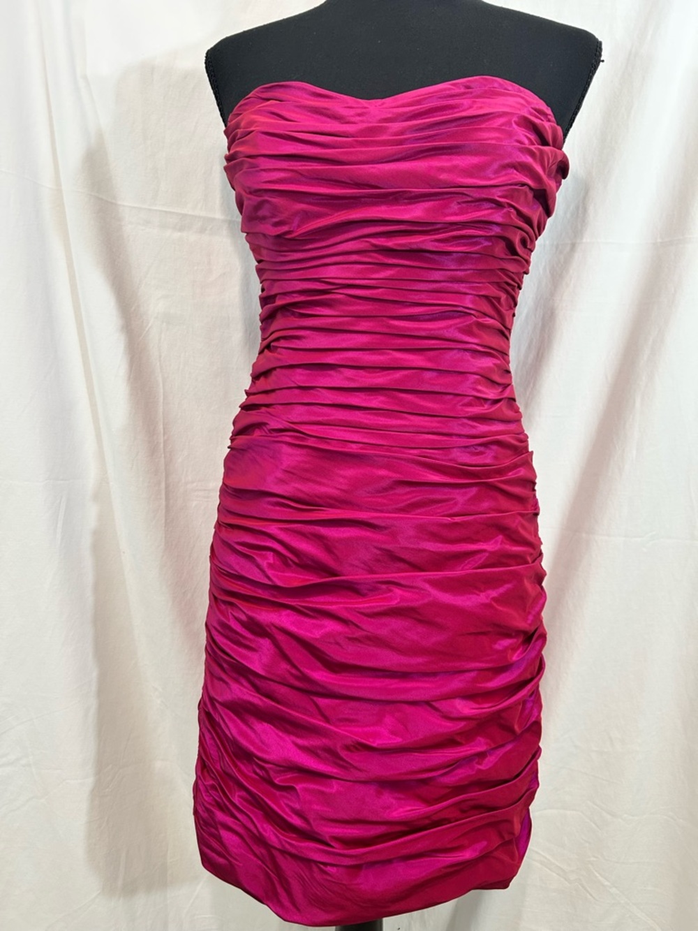 Teri Jon by Rickie Freeman Strapless Ruched Fuchsia Cocktail Mini Dress Size‎ 4